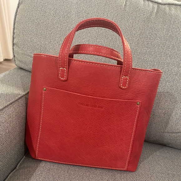 Portland Leather Bags Portland Leather Good Medium Crossbody Tote W